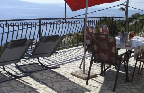 Apartment Gesamte Wohnung mit Terrasse und Meerblick by Interhome - Photo 12