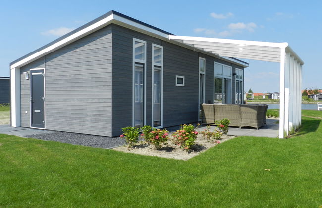 2 bedroom House in Wemeldinge with garden and terrace - Photo 1