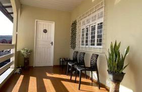 Casa aconchegante com 2 quartos com ótima localização em Guarapari - Foto 1