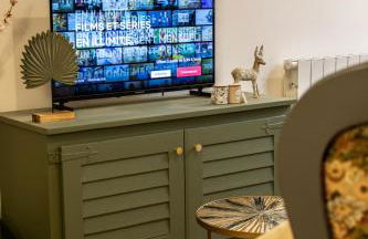 Cosy Haven Studio rénové, élégant Pougues les Eaux - Foto 28