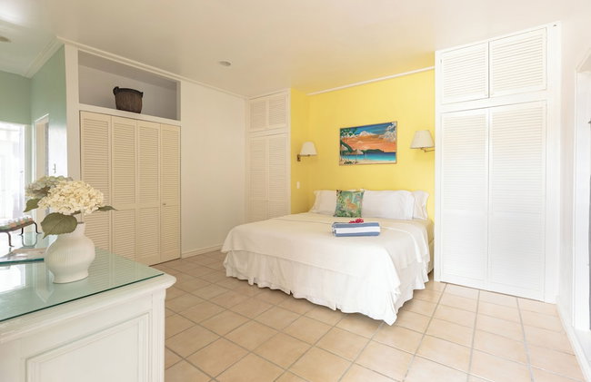 Fort Recovery Beachfront Villa & Suites Hotel - Photo 30