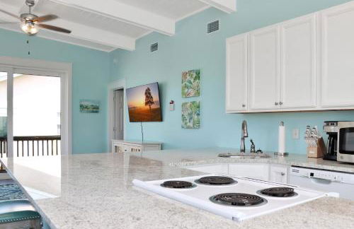 Beach View Upper by Pristine Properties Vacation Rentals - Foto 57