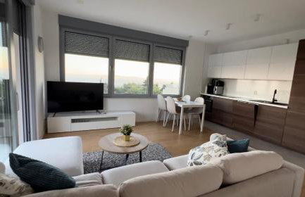 Splendid Split View apartment - Photo 6