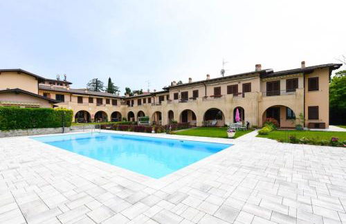 Panorama Apartment - Photo 8