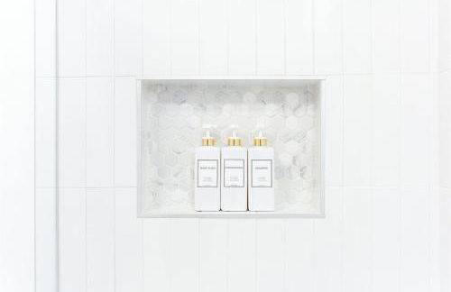 Scandi Chic-mins to KSU, Sleeps 5, wKing, pet friendly - Foto 3