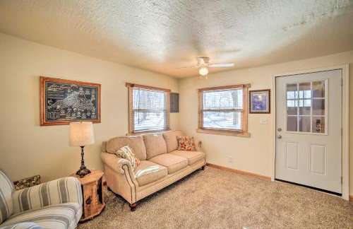 Sunroom, Deck and Grills Marquette Cottage! - Foto 6