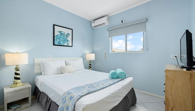 Poolside 1-bed Near Palm Beach - Foto 3, Habitación