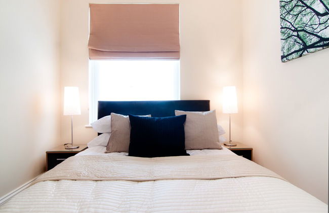 SHQ Apartments - Photo 3