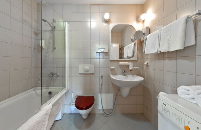 Barbacan Apartments - Photo 29