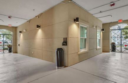 Walkable Historic District Stay 2 Units Sleeps 14 The Juliette by AvantStay - Foto 28