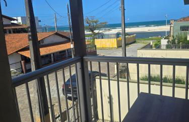 Ótimo apartamento com ampla sacada e vista pro mar - Foto 9