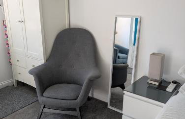 Sittingbourne 1 bed self-contained annex, with parking - Photo 20