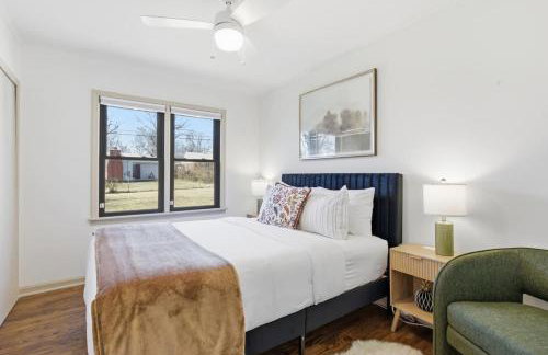 Tulsa Suite Spot-King Bed Near Expo, TU, Dtwn - Photo 3