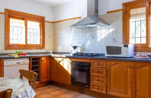 Chalet Los Olivos con piscina - Foto 21