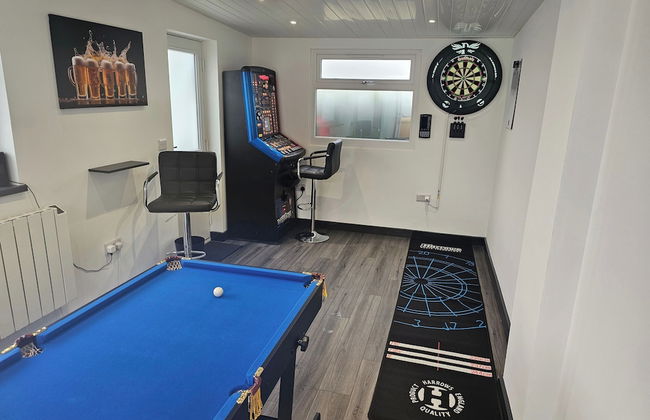 3-beds, Sleeps 6 Walking Distance to Castle & Town - Foto 17