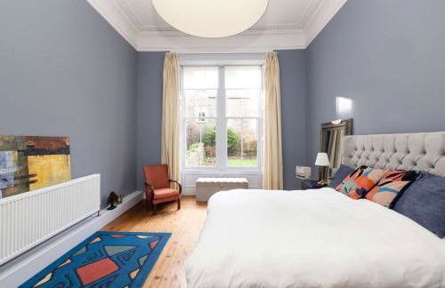 JOIVY Spacious 2-Bedroom Ground Floor Flat - Foto 42