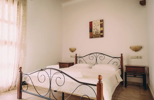 Trikalioti\'s Lush Green Estate Apartments - Photo 10