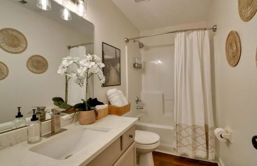 Shelby Farms Greenline Access Modern Cordova Home - Foto 15