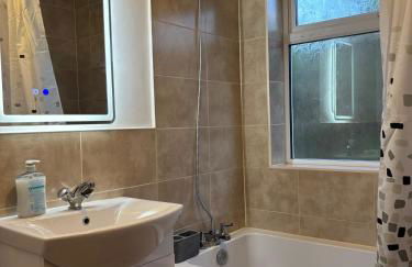 2 Bed-Sleeps 5-Private Garden-Free Parking - Foto 2