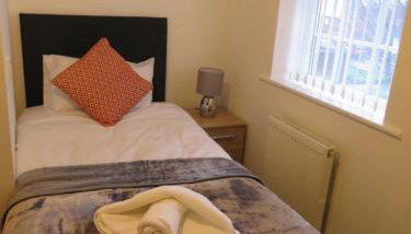 Hamilton Apartment - Photo 3