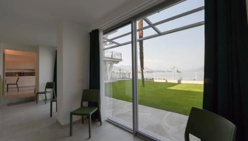 Palm on the lake - Foto 2