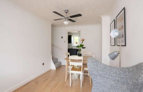 Comfortable 2 Bedroom Home with Parking in Taunton - Foto 18