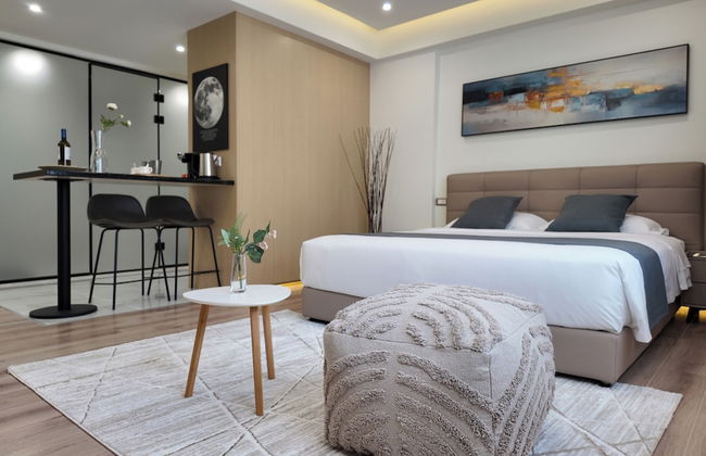 CC LUX Suites - Photo 18