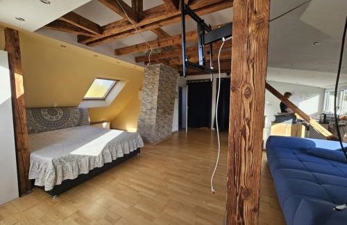 Stylish top floor apartment with garden view - Foto 2