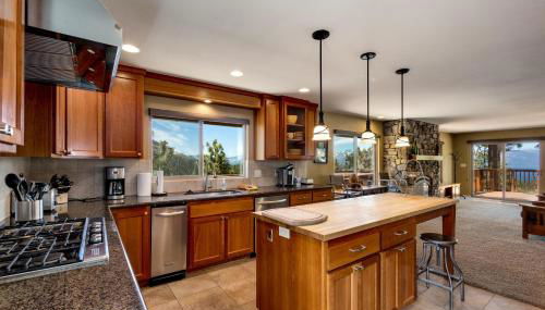 Tudor Lodge - Photo 4