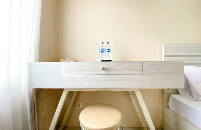 Cozy Stay Studio Tamansari Mahogany Karawang Apartment - Photo 16