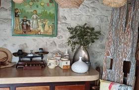 LA GARDE ADHEMAR, L'escalier Médiéval - Foto 28