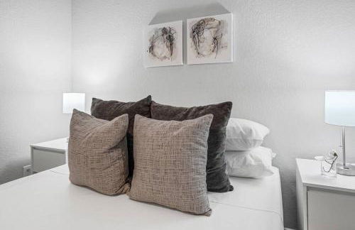 Katy Vibes With Jacuzzi, Elegant and Peaceful 3BR - Foto 63