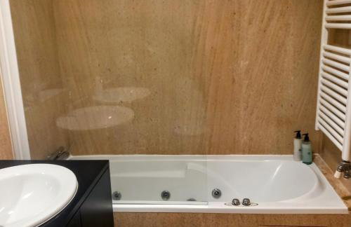 Braga Exclusive flat with pool - Foto 26