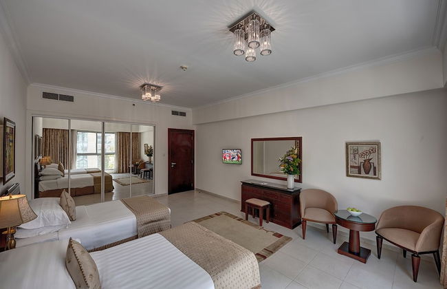 Marina Hotel Apartments - Photo 8