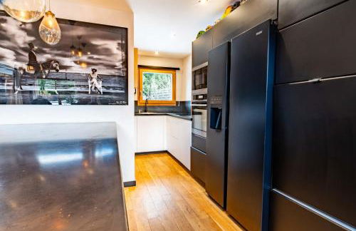 Chalet with garden close to the slopes - Photo 11