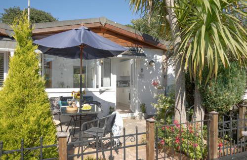 Lucy Lou, charming holiday bungalow in Devon - Photo 2