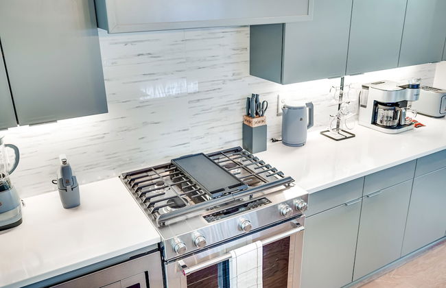 Sky High Cowgirl Luxe 4BR w Rooftopdeck Karaoke - Foto 37