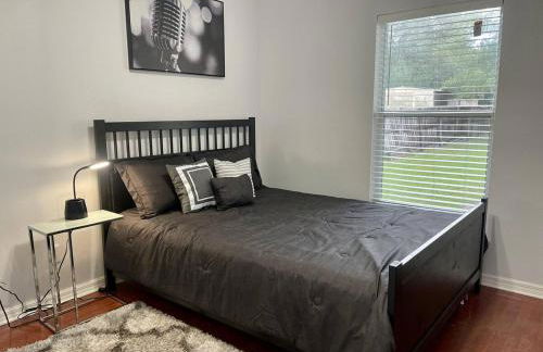 Room 3 - Cozy Queen (Shared Bathroom) - Foto 16