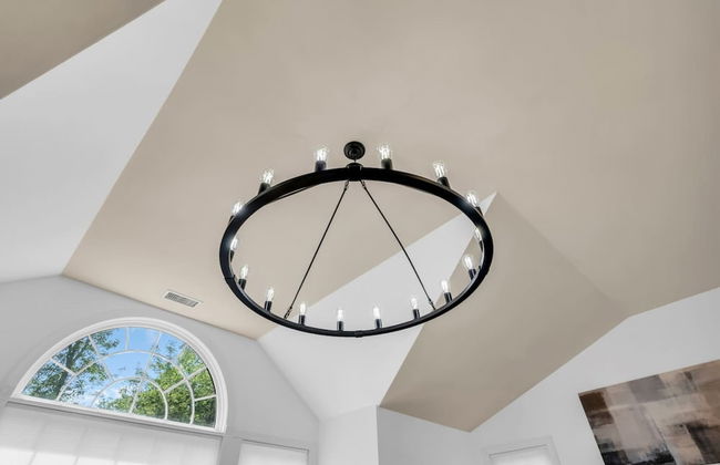 Fall Family Oasis Fireplace Theater and Games - Foto 21