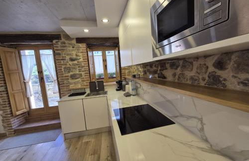 El patio, apartamento en casco histórico con vistas a la iglesia - Photo 17