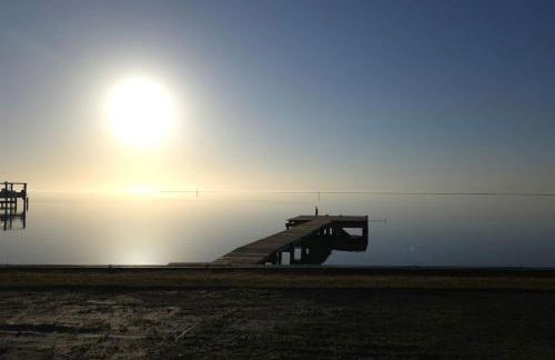 4BR Soundfront cottage Private Dock Fishing - Foto 1