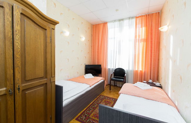 VIZIT Guesthouse - Photo 16