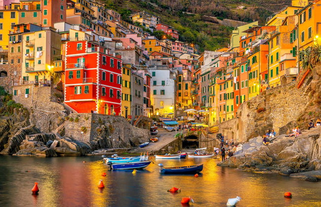 Cinque Terre Train Tour - Photo 2