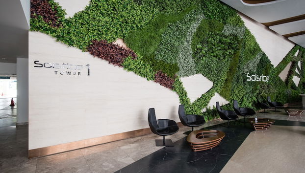 Coin salon dans le hall