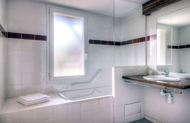 Comfort Aparthotel Lourdes L'Acacia - Photo 17