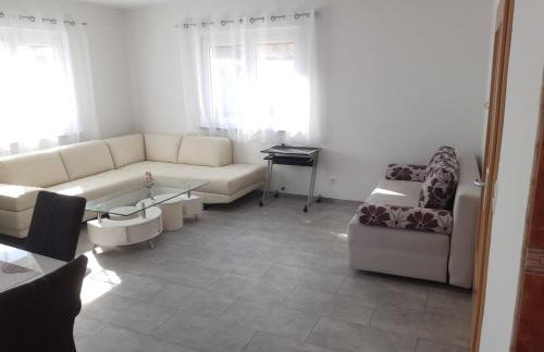 Apartments Ivana with the pool - Photo 37