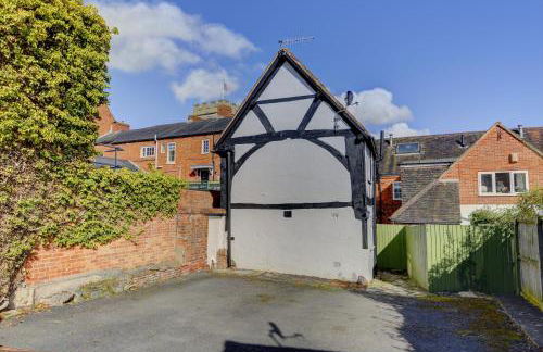 Loft Cottage by Spa Town Property - 2 Bed Tudor Retreat Near to Stratford-upon-Avon, Warwick & Solihull - Foto 39