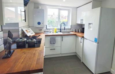 3-Bed, Sleeps 6, 1 Bath, Parking, WiFi - Photo 7