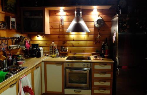 Vytina log house - Photo 12