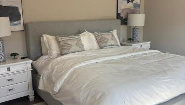 The Golden Palm Mins to Eastport Square and Middleton With Electric Golfcart - Foto 1